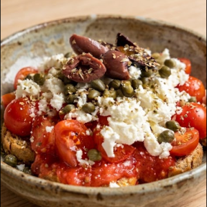 Ensalada Dakos